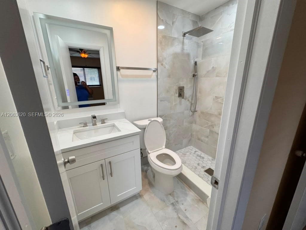 18331 NW 2nd Ct, Miami Gardens, FL 33169 — zdjęcie 2