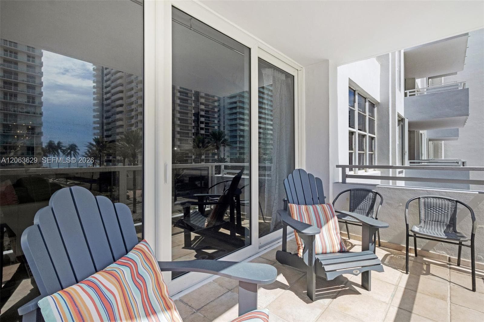 5700 Collins Ave # 4C, Miami Beach, FL 33140 — zdjęcie 2