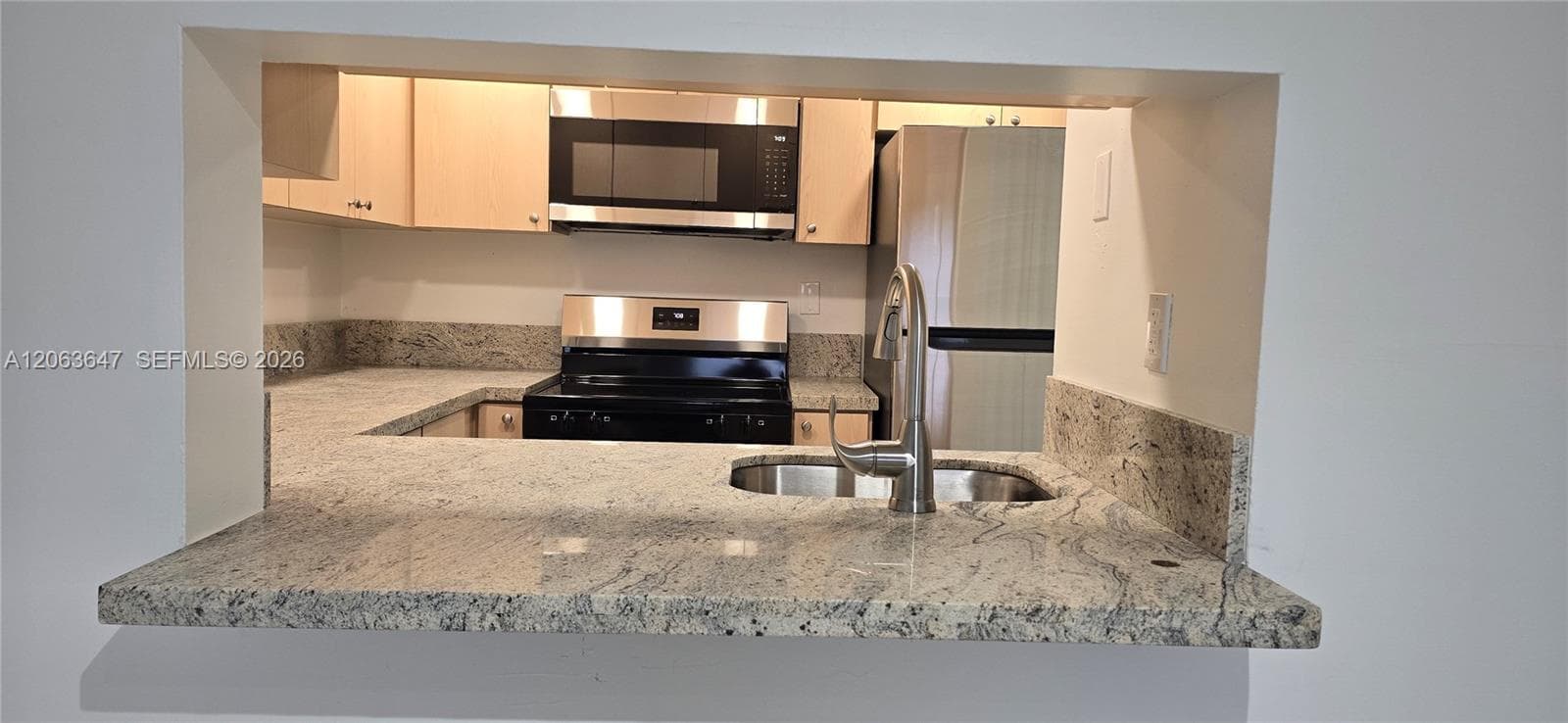 9688 Fontainebleau Blvd # 404, Miami, FL 33172 — zdjęcie 5