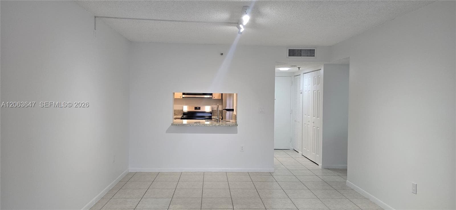 9688 Fontainebleau Blvd # 404, Miami, FL 33172 — zdjęcie 4