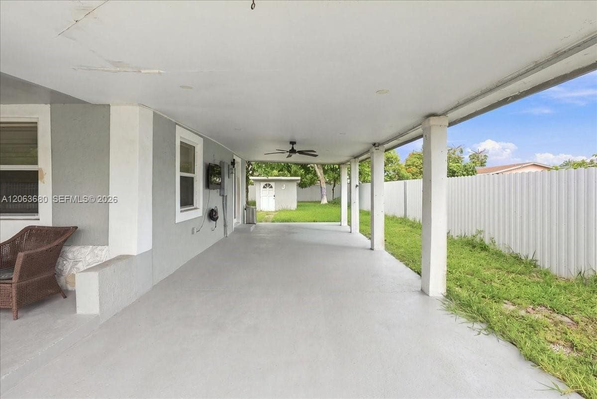 20340 NW 42nd Ave, Miami Gardens, FL 33055 — zdjęcie 4