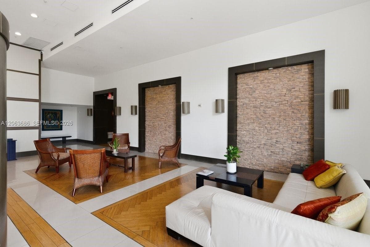 4242 NW 2nd St # 807, Miami, FL 33126 — zdjęcie 4
