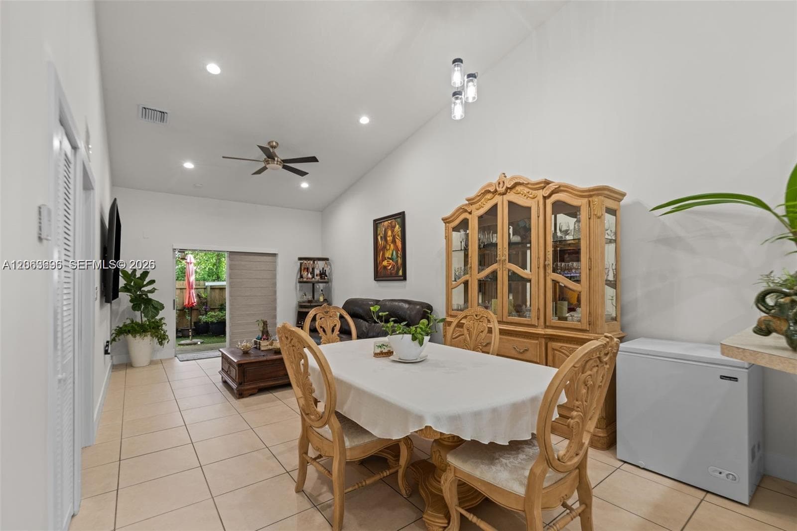3220 NE 11th Dr, Homestead, FL 33033 — zdjęcie 4