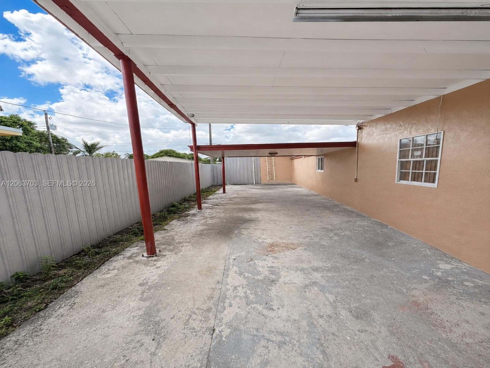 142 E 45th St, Hialeah, FL 33013 — zdjęcie 4
