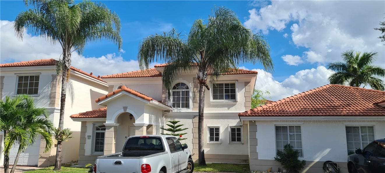 7301 NW 173RD Drive NW # 101, Hialeah, FL 33015