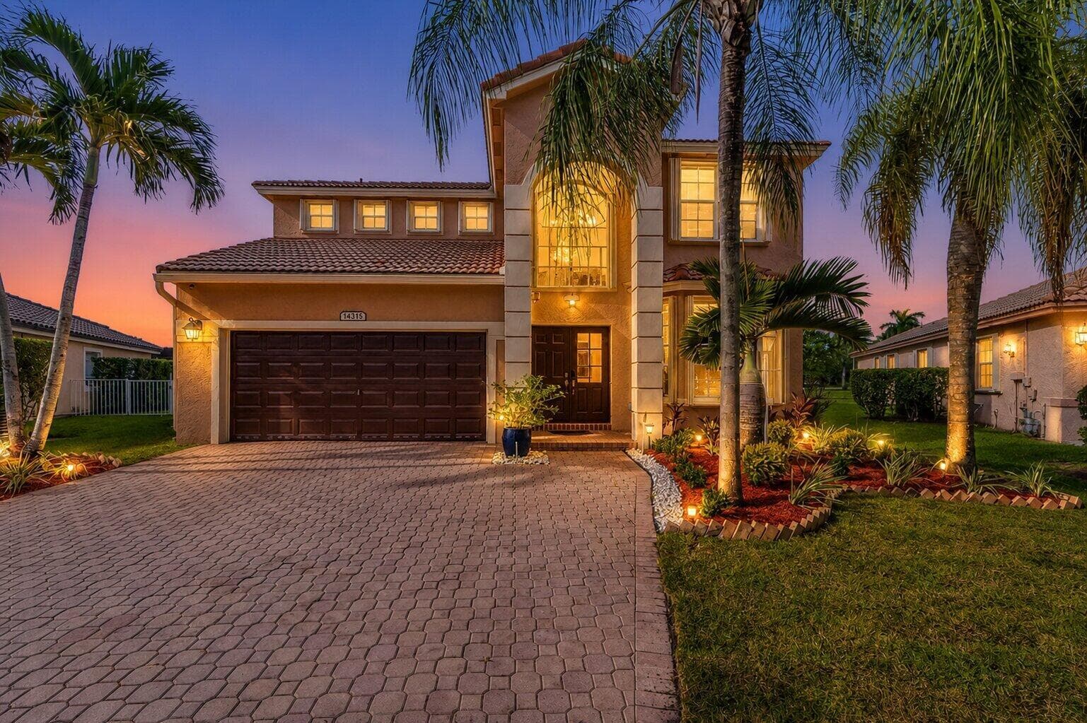 14315 NW 16TH Court, Pembroke Pines, FL 33028 — zdjęcie 2