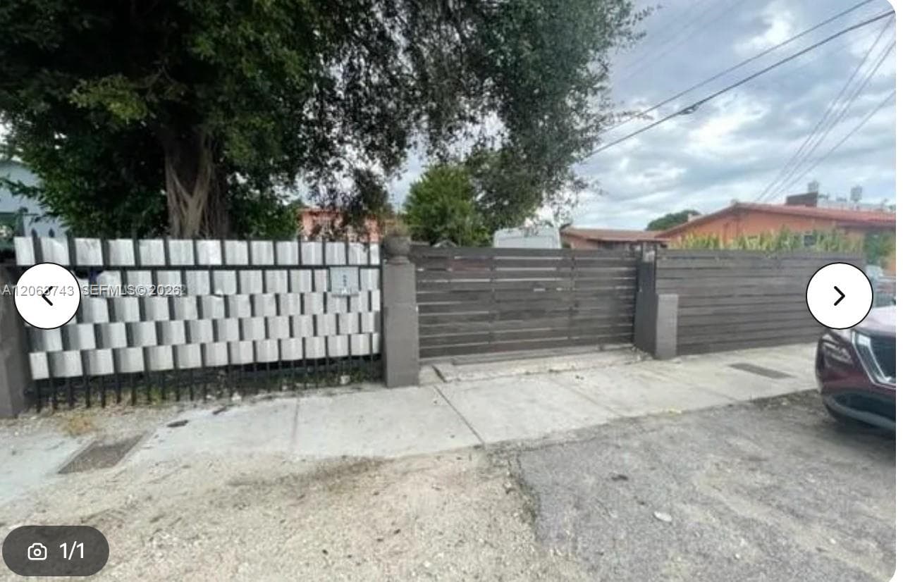 2215 NW 33rd St, Miami, FL 33142 — zdjęcie 2