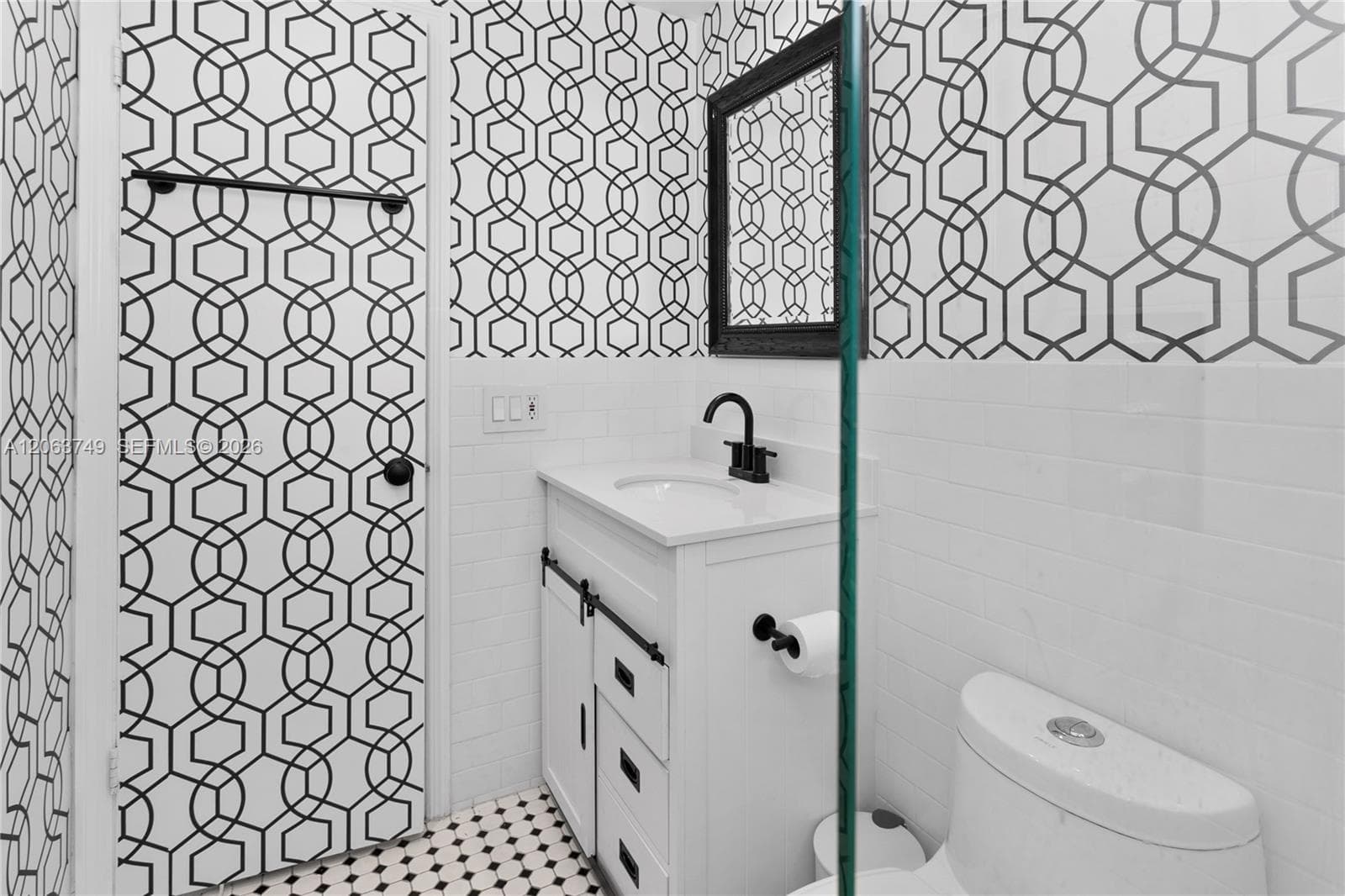 641 Espanola Way # 24, Miami Beach, FL 33139 — zdjęcie 2