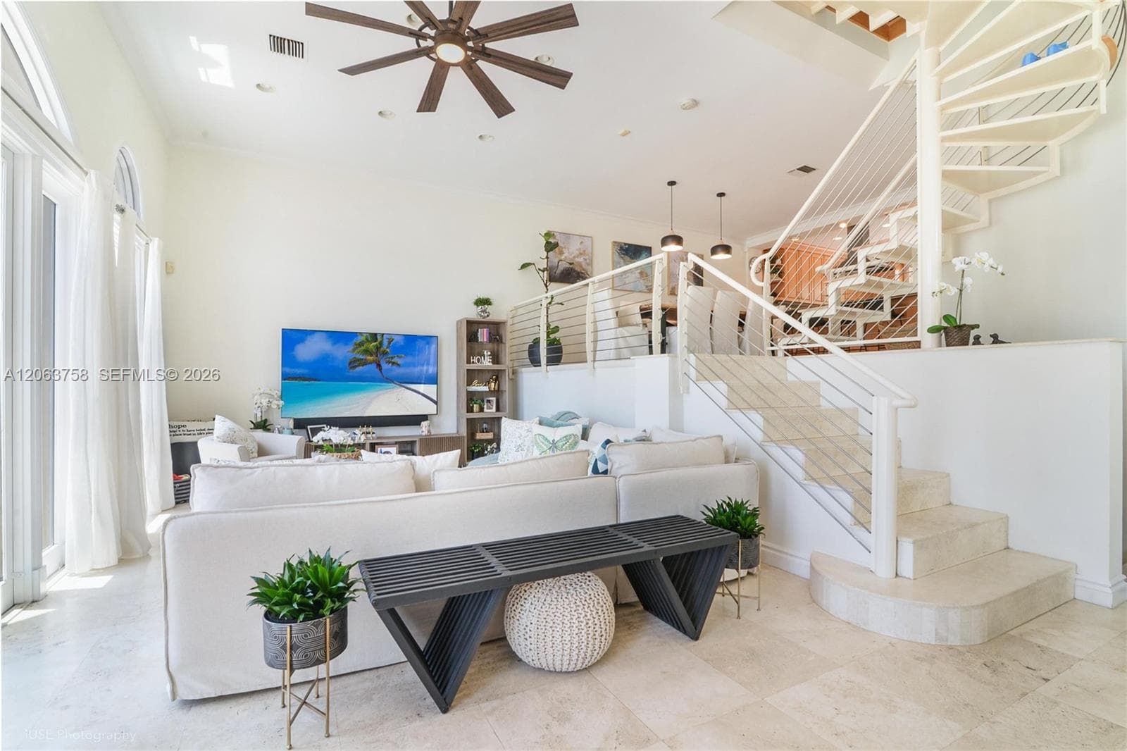 3972 NE 171st St, North Miami Beach, FL 33160 — zdjęcie 4