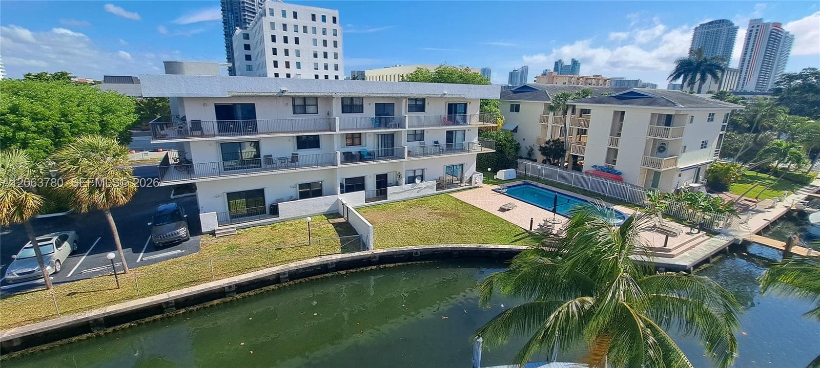1900 Diana Dr # 3A, Hallandale Beach, FL 33009 — zdjęcie 3