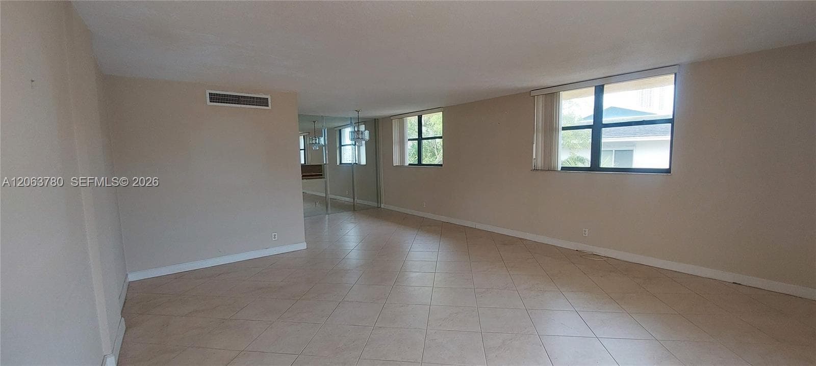 1900 Diana Dr # 3A, Hallandale Beach, FL 33009 — zdjęcie 4