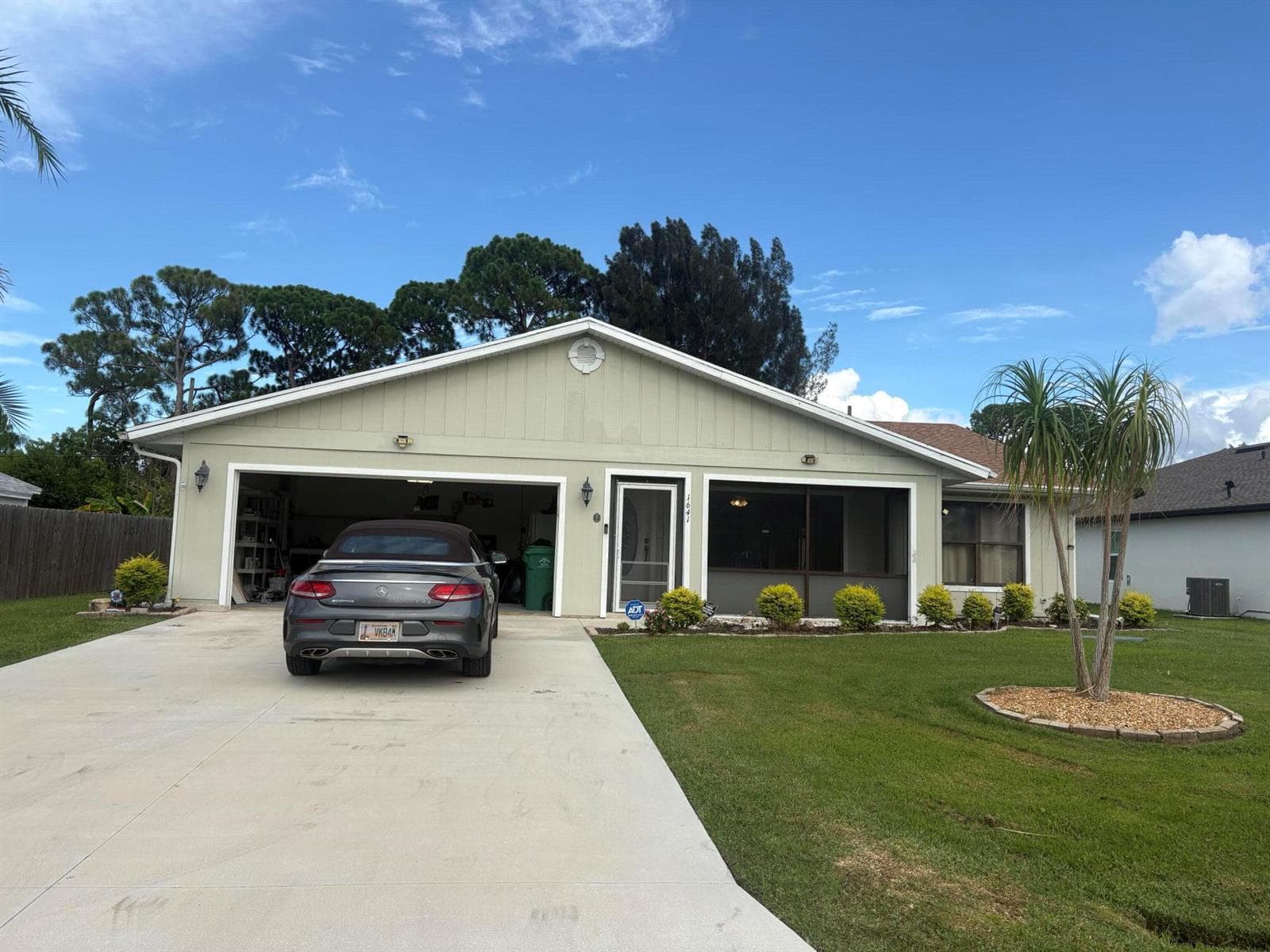 1641 SE CLEARMONT Street, Port St. Lucie, FL 34983