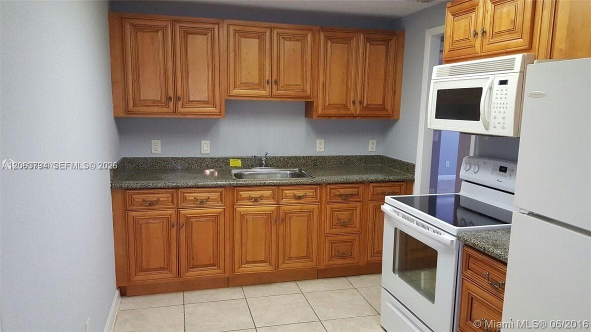 7142 Southgate Blvd # 7142, Tamarac, FL 33321 — zdjęcie 4