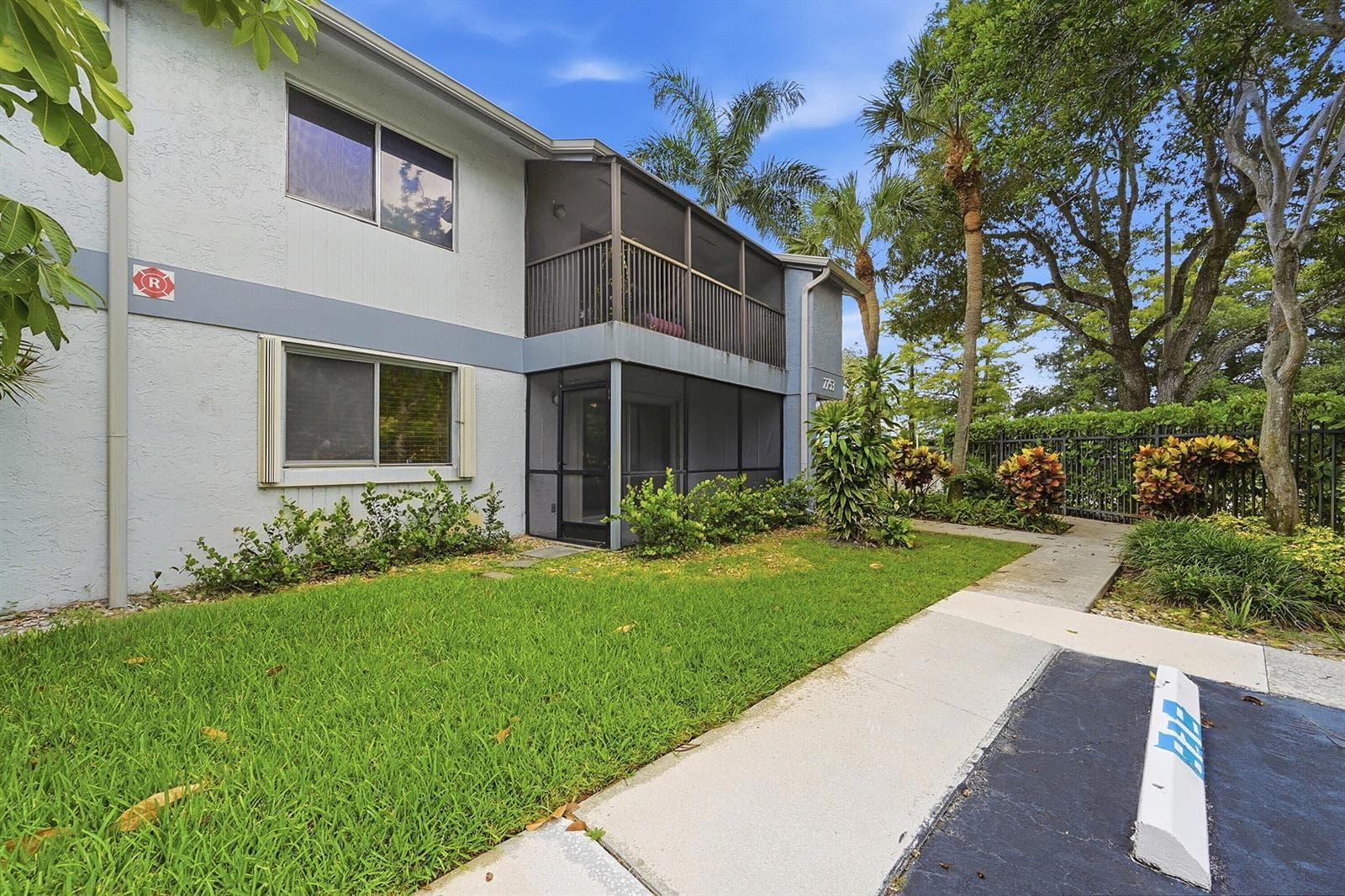 2753 S OAKLAND FOREST Drive # 102, Oakland Park, FL 33309 — zdjęcie 4