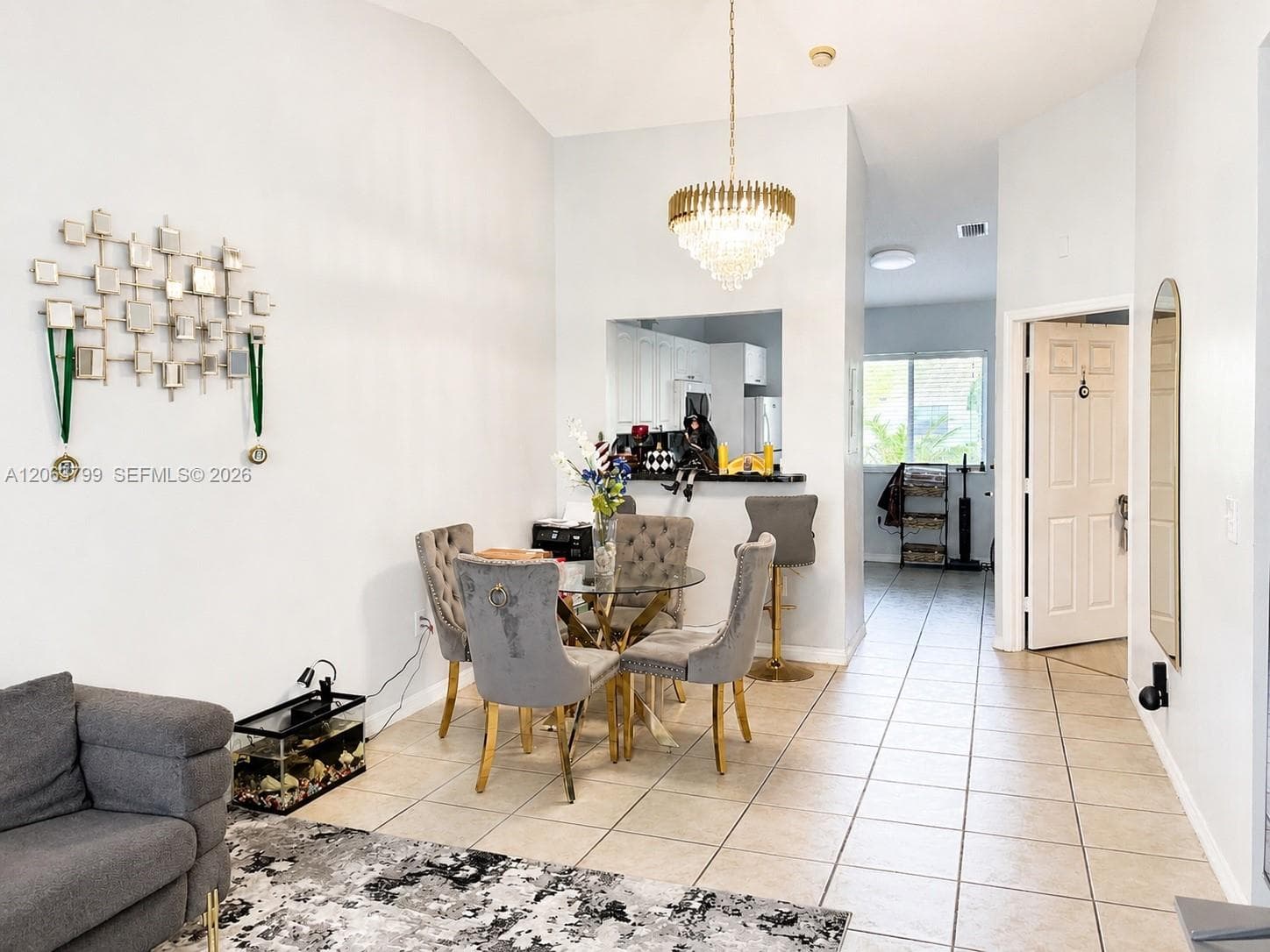 7830 NW 6th St # 204, Pembroke Pines, FL 33024