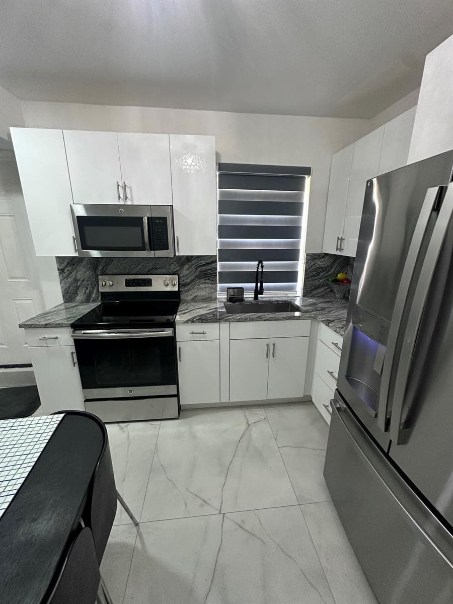 13127 83rd Lane N, West Palm Beach, FL 33412