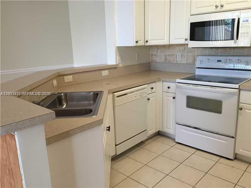 4704 SW 160th Ave # 222, Miramar, FL 33027 — zdjęcie 3