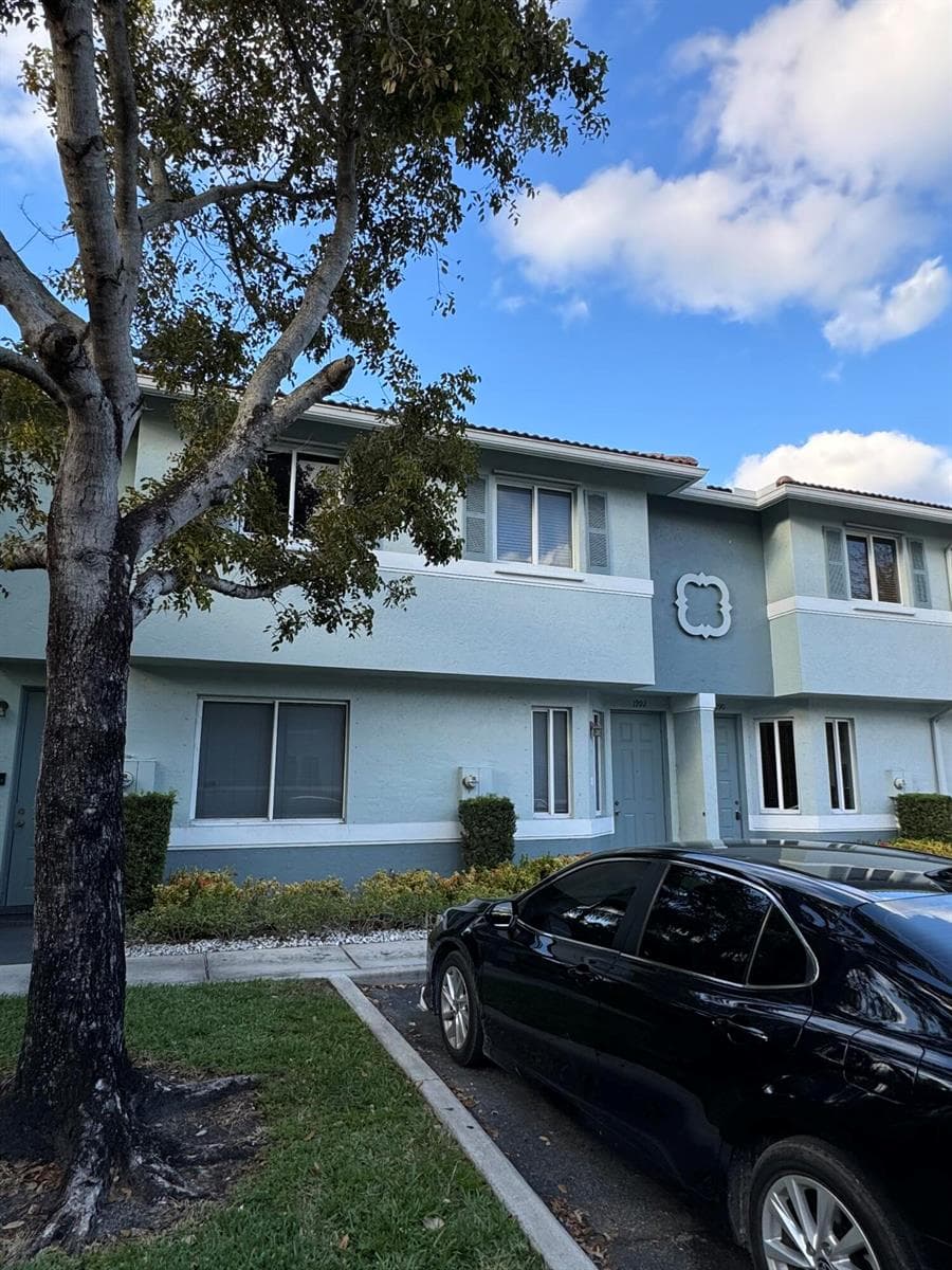 1992 ALAMANDA Way, Riviera Beach, FL 33404 — zdjęcie 2