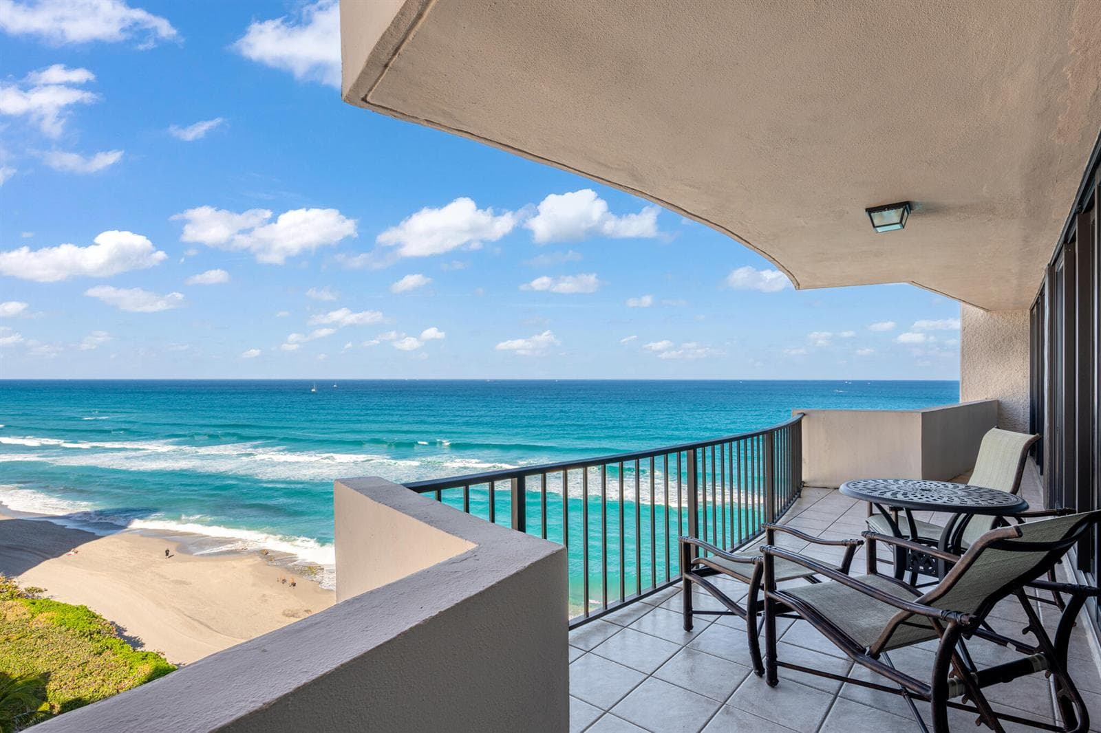 4200 N OCEAN Drive # 1-1101, Singer Island, FL 33404 — zdjęcie 4