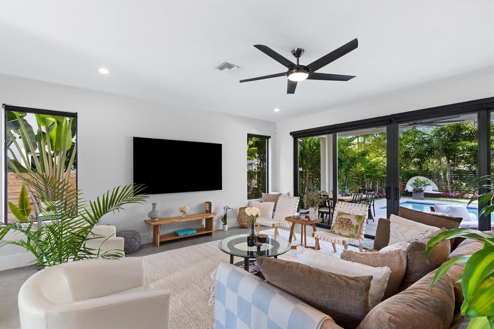 238 SE 4TH Avenue, Delray Beach, FL 33483 — zdjęcie 2