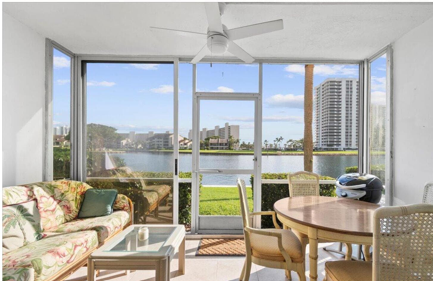 20 YACHT CLUB Drive # 104, North Palm Beach, FL 33408