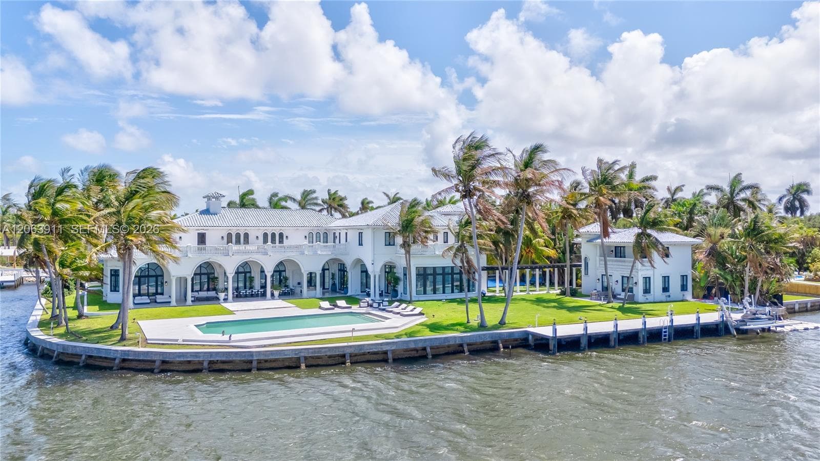 900 S Northlake Dr, Hollywood, FL 33019 — zdjęcie 2