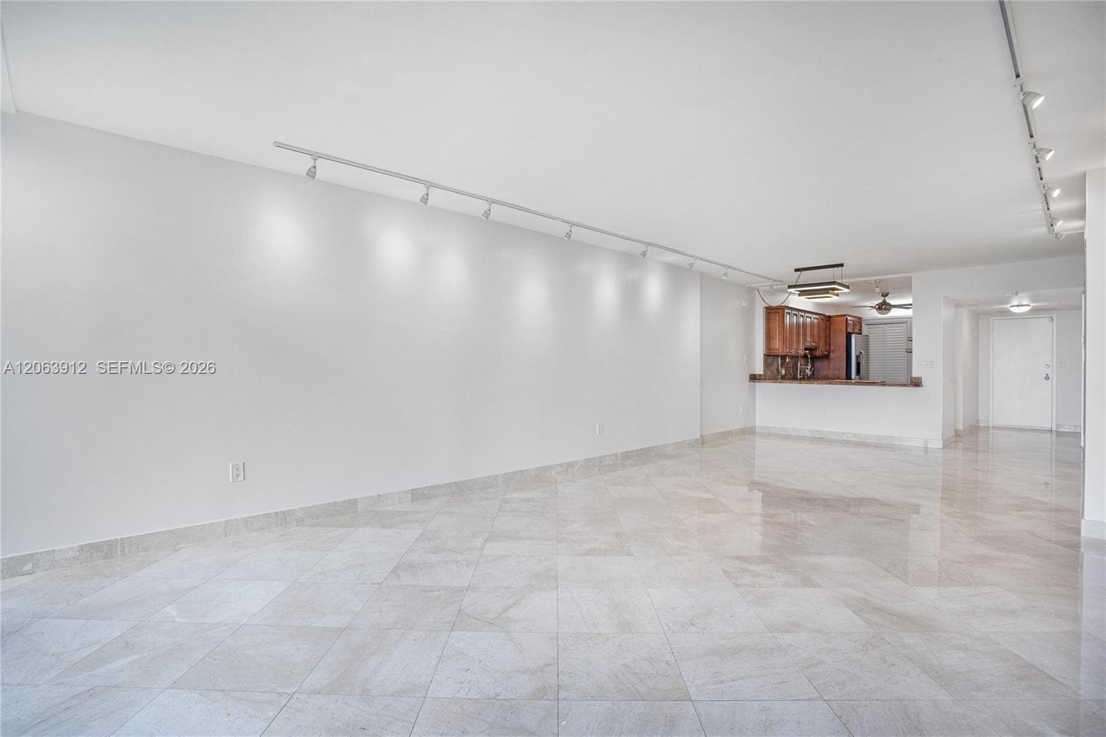 3375 N Country Club Dr # 1605, Aventura, FL 33180 — zdjęcie 5