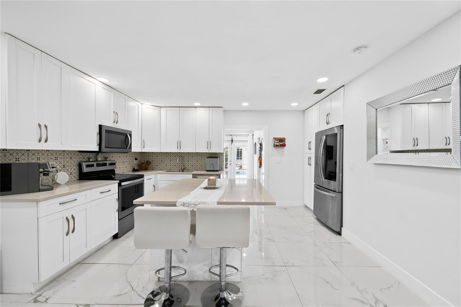 4010 CORAL SPRINGS Drive, Coral Springs, FL 33065 — zdjęcie 4