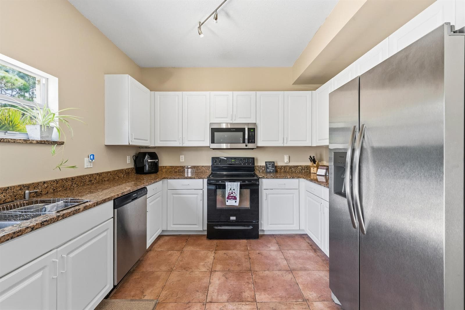 624 NE BENT PADDLE Lane, Port St. Lucie, FL 34983 — zdjęcie 4