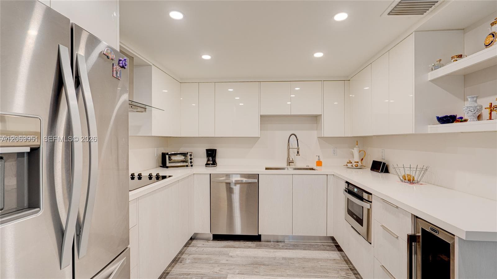 16325 Golf Club Rd # 101, Weston, FL 33326 — zdjęcie 2