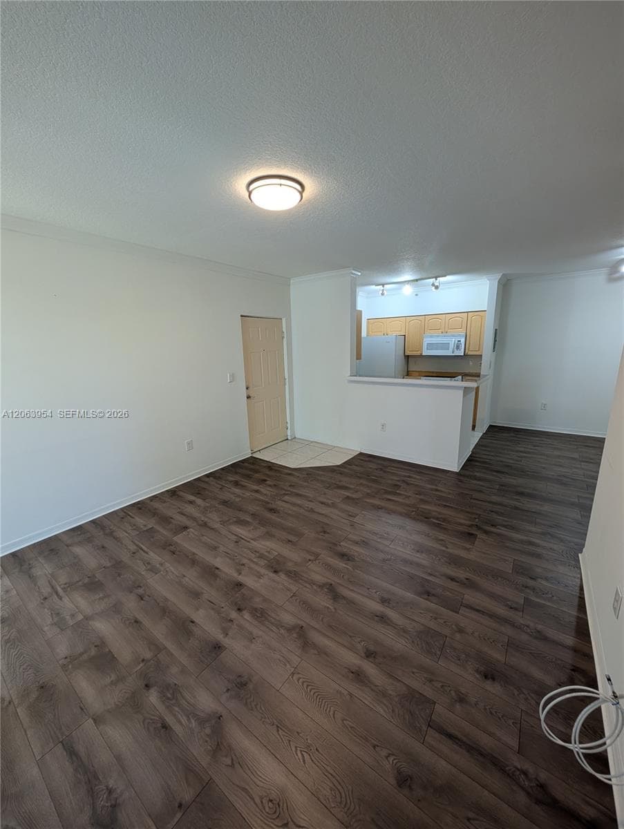 6831 SW 44th St # 203, Miami, FL 33155 — zdjęcie 5
