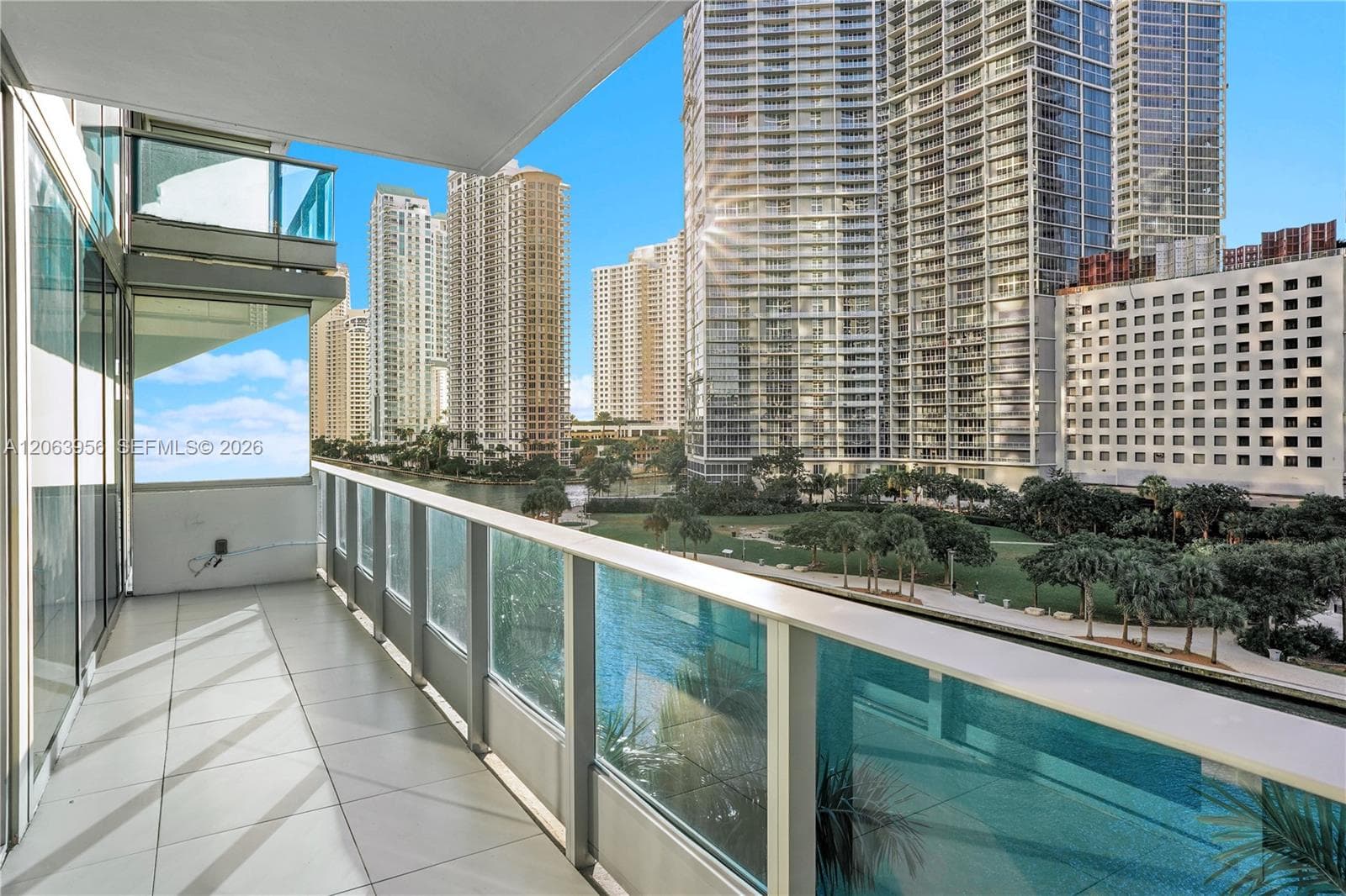 200 Biscayne Boulevard Way # 503, Miami, FL 33131 — zdjęcie 2