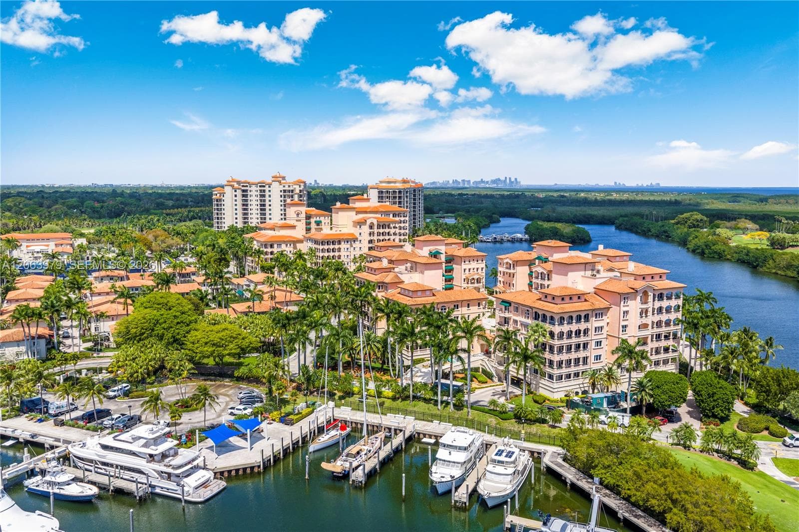13660 Deering Bay Dr., #4, Coral Gables, FL 33158 — zdjęcie 2