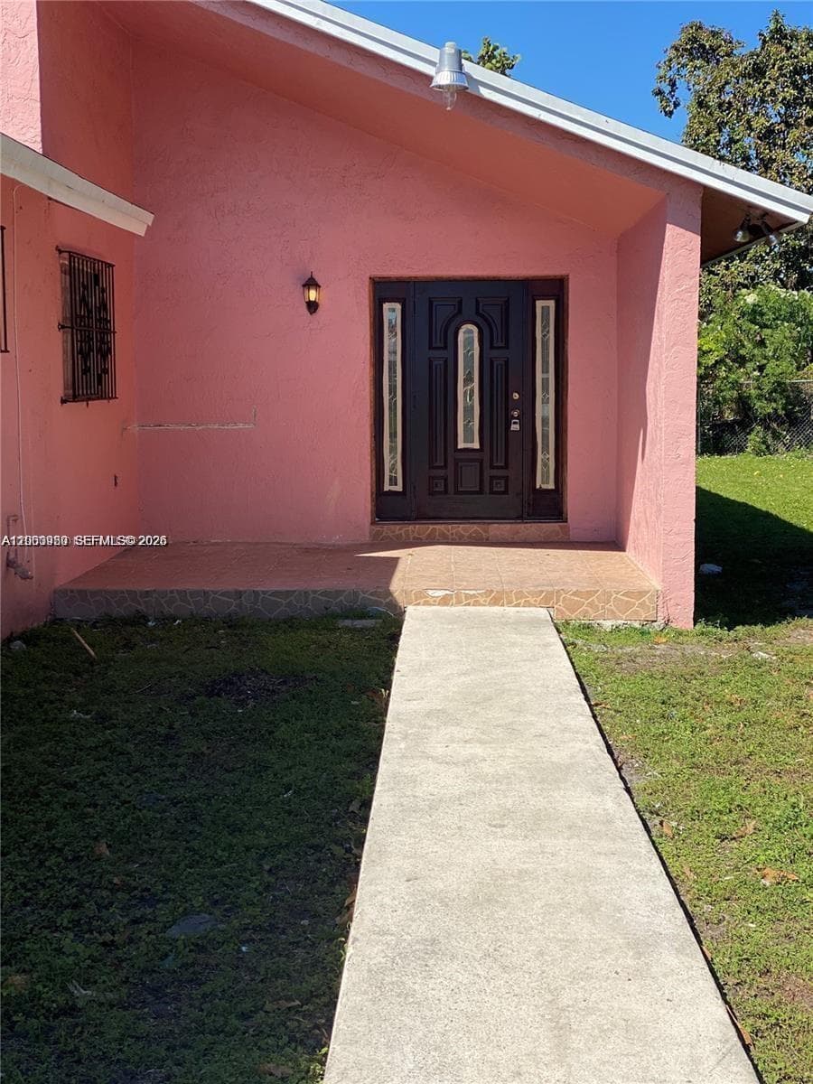 2175 NW 104th St # 2, Miami, FL 33147 — zdjęcie 4