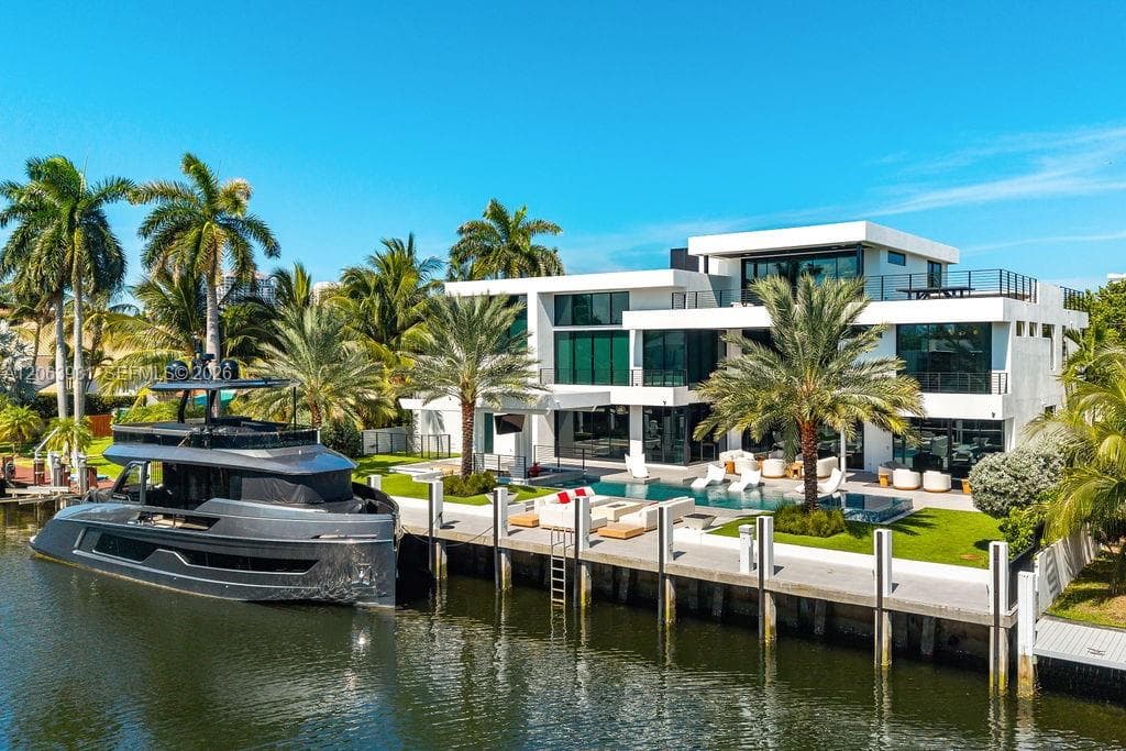 725 Poinciana Dr, Fort Lauderdale, FL 33301 — zdjęcie 2