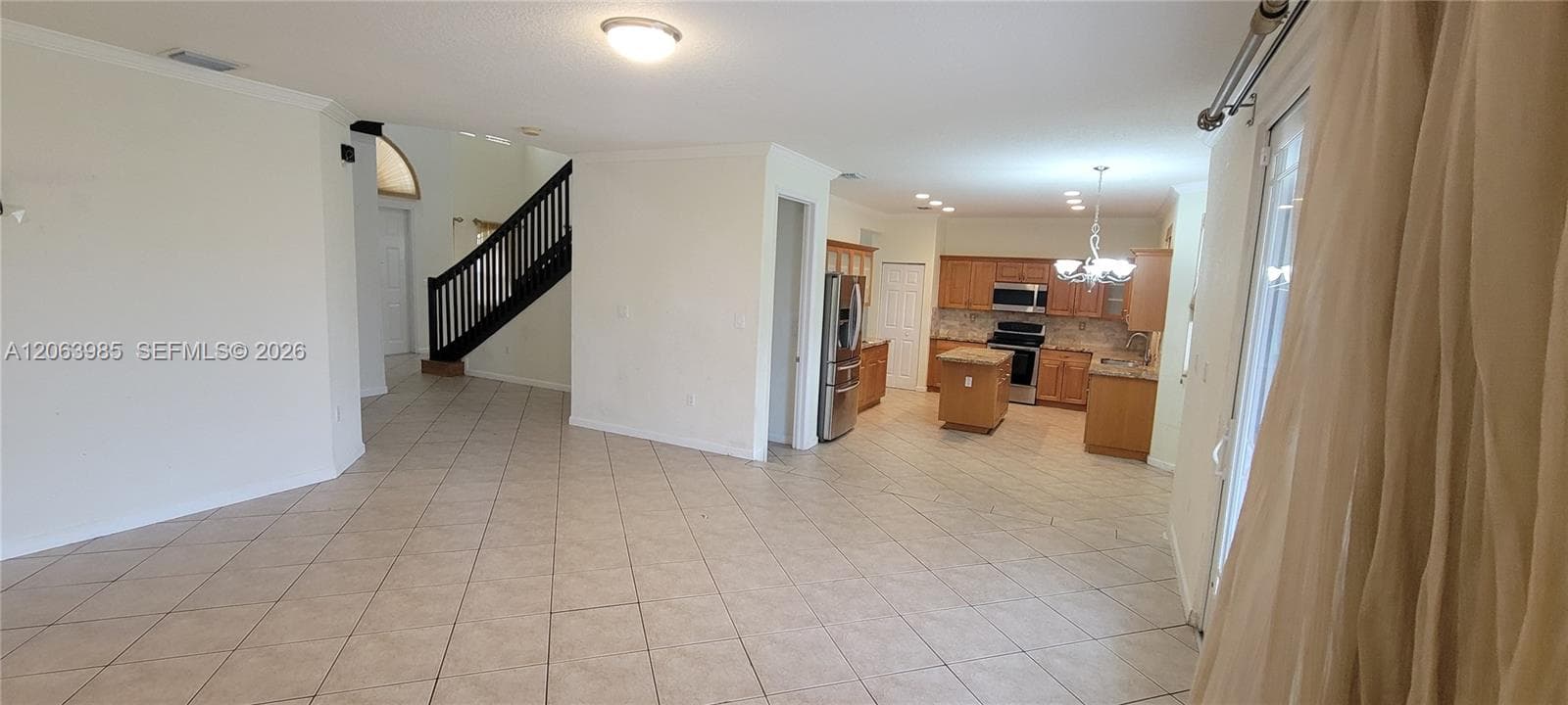 8765 SW 208th St, Cutler Bay, FL 33189 — zdjęcie 4