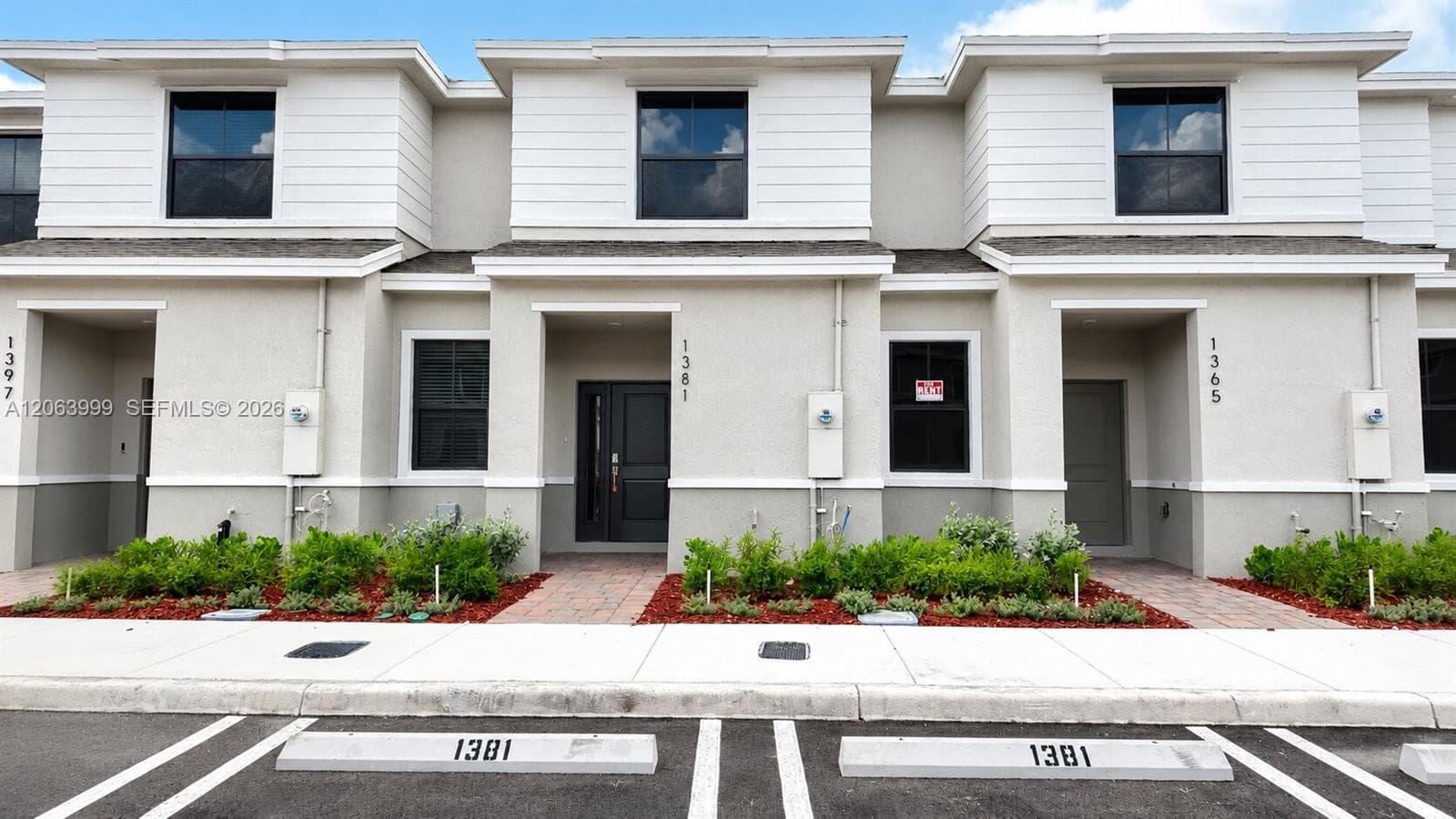 1381 NE 4th Ave # 1381, Florida City, FL 33034