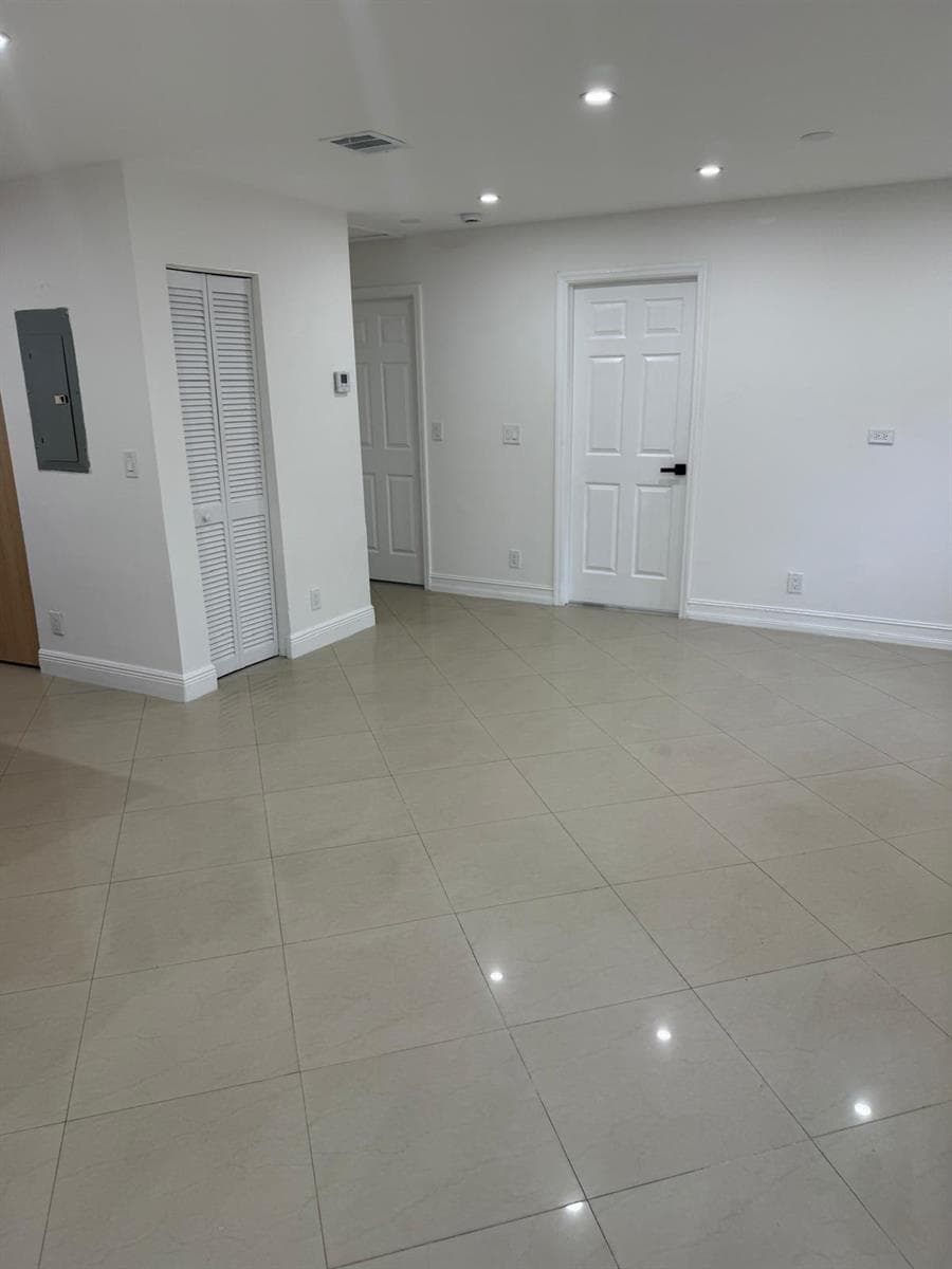 7000 TYLER Street, Hollywood, FL 33024 — zdjęcie 5
