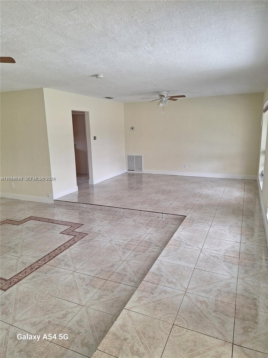 711 SW 64th Pkwy # 711, Pembroke Pines, FL 33023 — zdjęcie 2