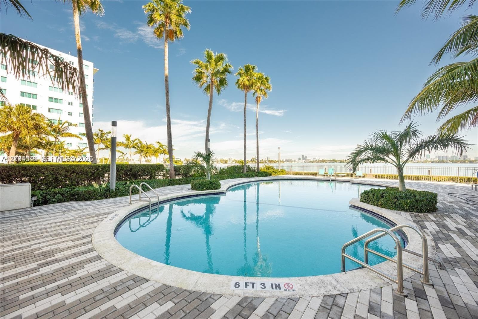 7501 E Treasure Dr # 7H, North Bay Village, FL 33141 — zdjęcie 4