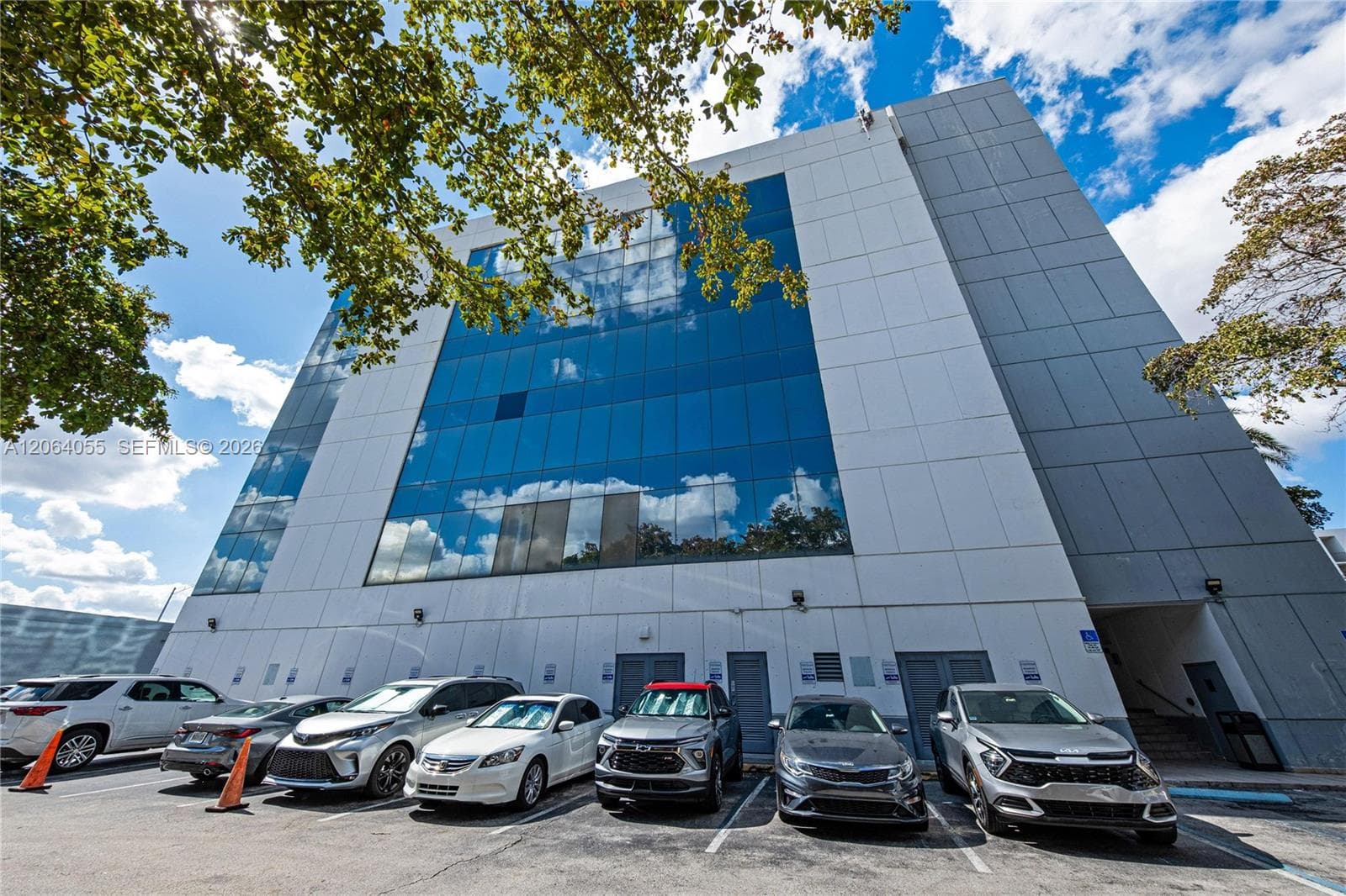 4445 W 16th Ave # 600, Hialeah, FL 33012 — zdjęcie 3