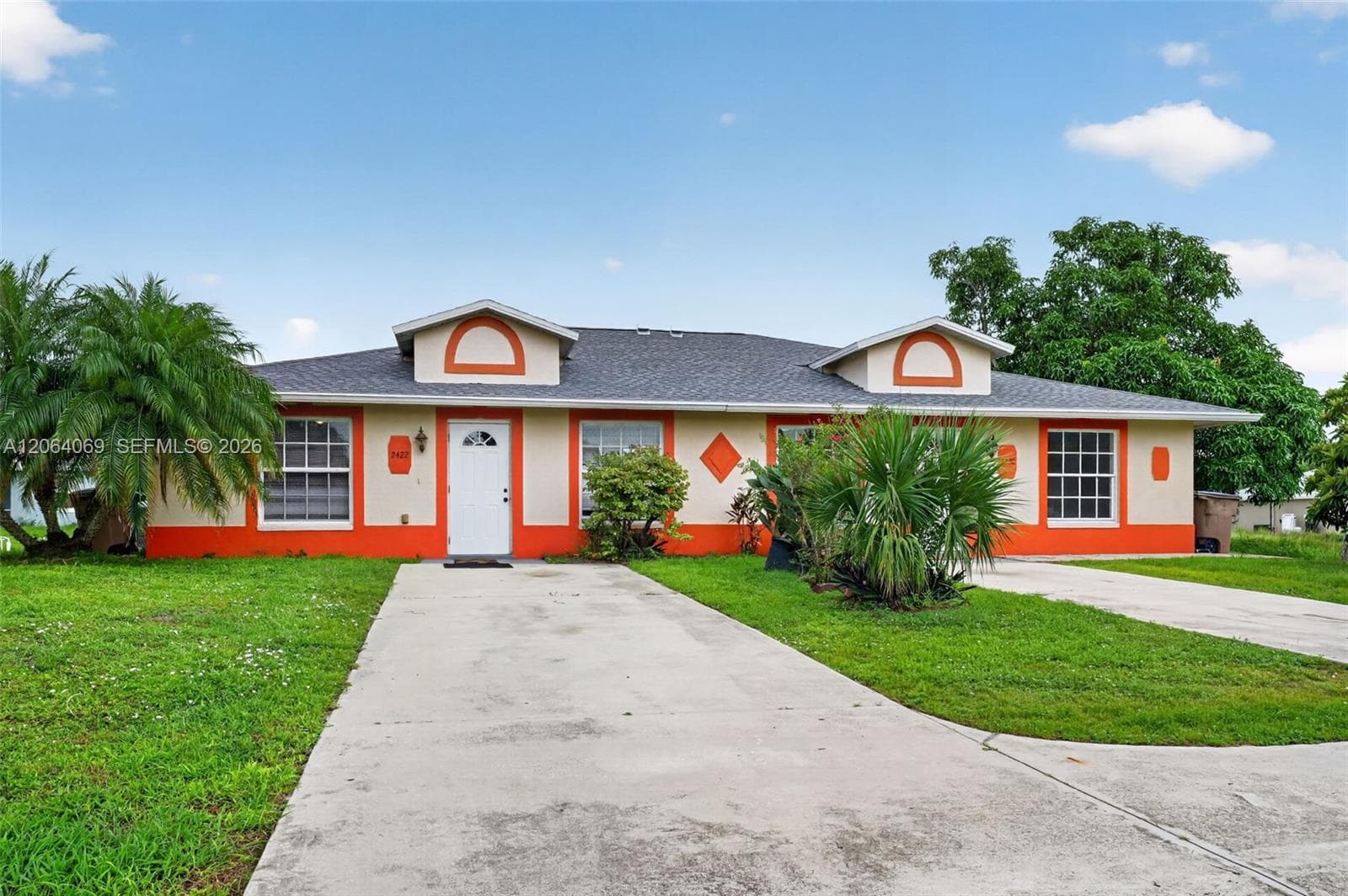 2420/2422 S Vernon, Lehigh Acres, FL 33913 — zdjęcie 2