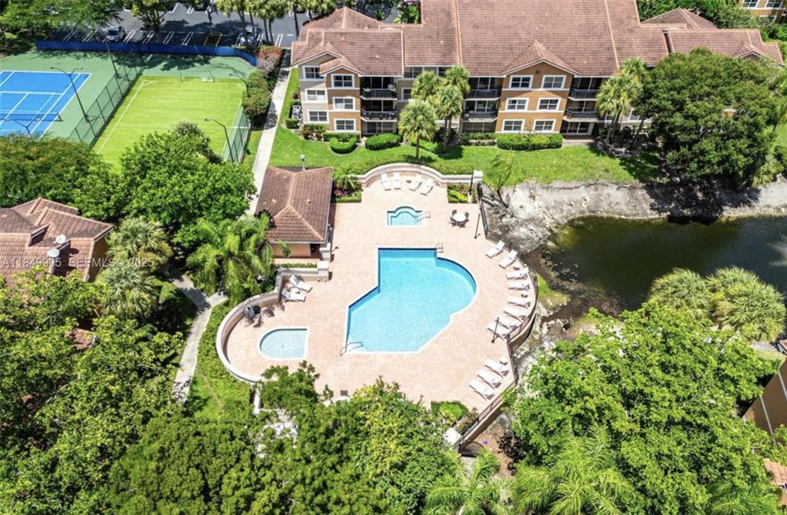 8955 WILES Road # 306, Coral Springs, FL 33067 — zdjęcie 5