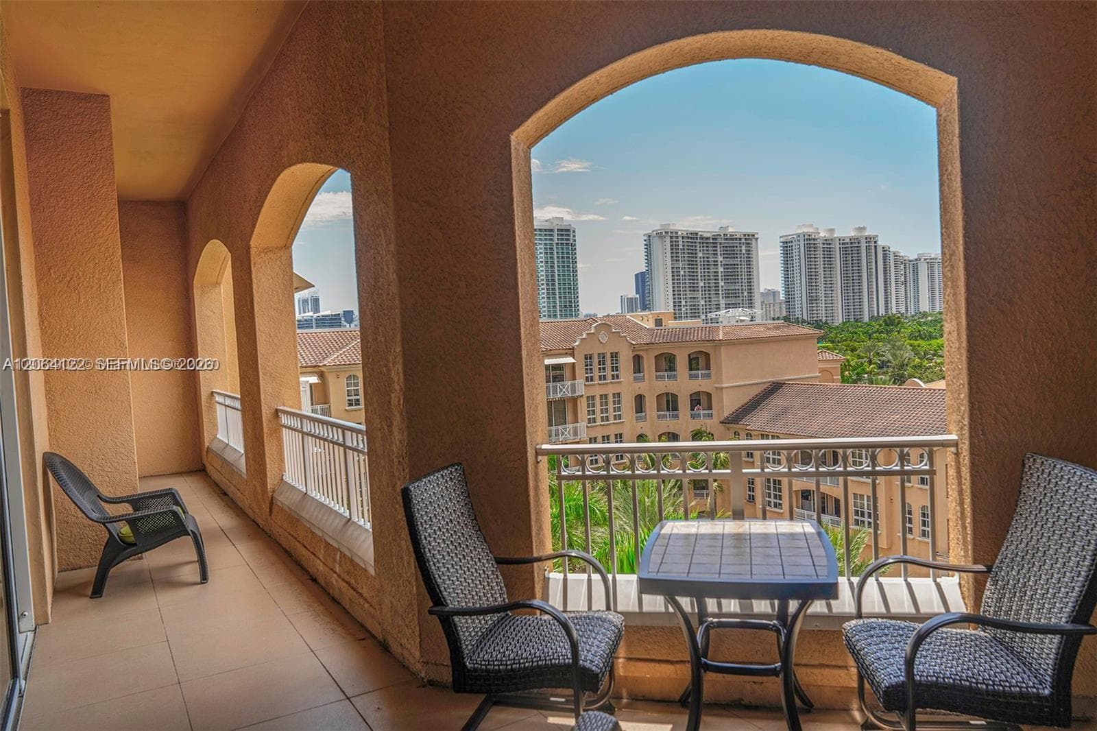 3001 NE 185th St # 710, Aventura, FL 33180 — zdjęcie 4