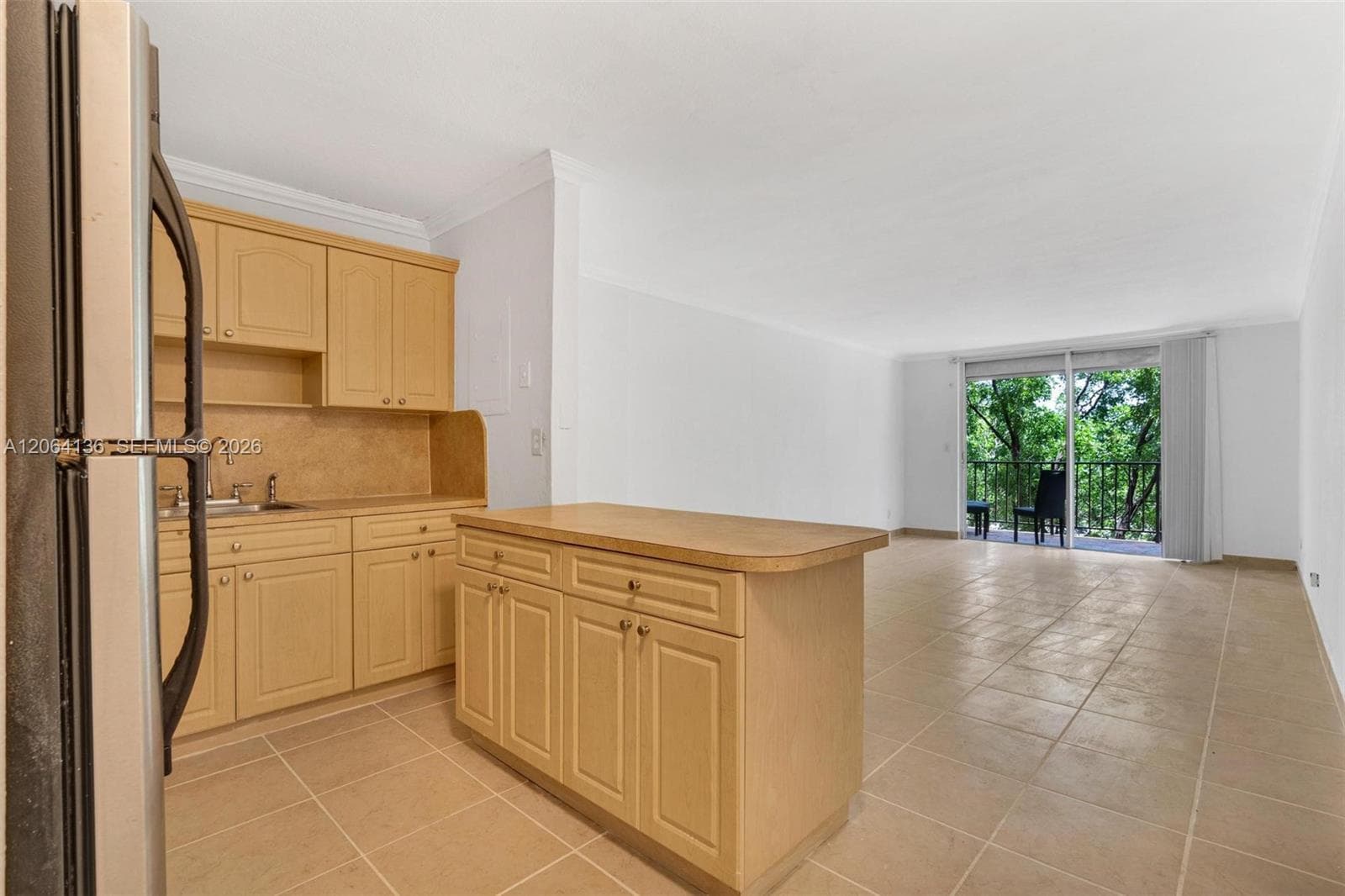 1465 NE 123rd St # 416, North Miami, FL 33161 — zdjęcie 2