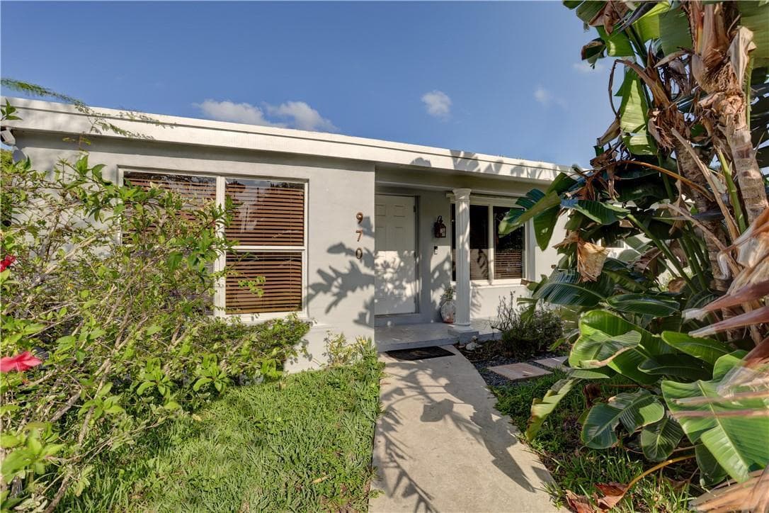 970 SW 3RD Avenue, Pompano Beach, FL 33060 — zdjęcie 2