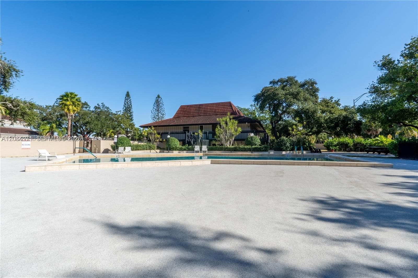 491 Ives Dairy Rd # 202-5, Miami, FL 33179 — zdjęcie 2