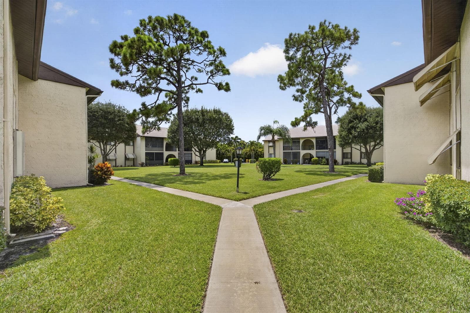 3625 LA AIRES Court # C-1, FL 33463 — zdjęcie 4