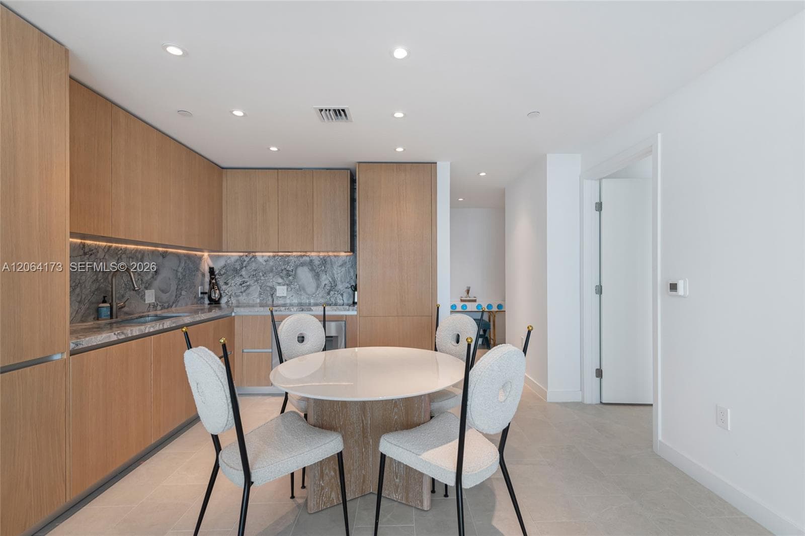 500 Alton Rd # 1204, Miami Beach, FL 33139 — zdjęcie 2