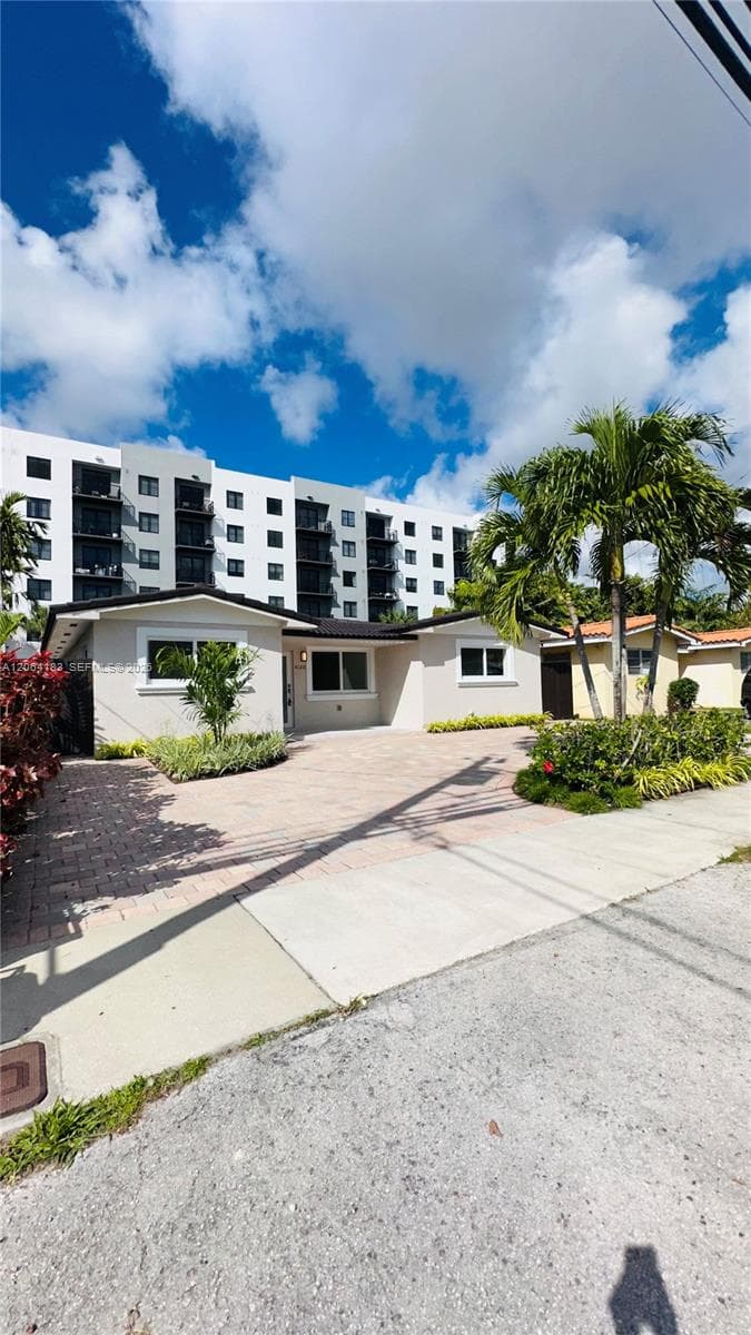 4120 SW 69 Ave, Miami, FL 33155
